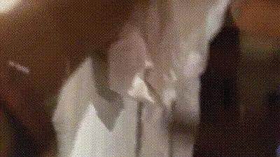 97年幼教专业高颜值性感美女酒店被男友手插嫩逼调教对着镜头既害羞又想要,鸡巴真粗大! 动图预览