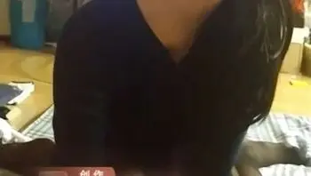 清純氣質韓女主動吃肉棒騎乘 發出嬌喘呻吟聲