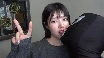 FC2PPV4737442 單純可愛皮膚白皙女大生身材苗條不可以中出[Part1]