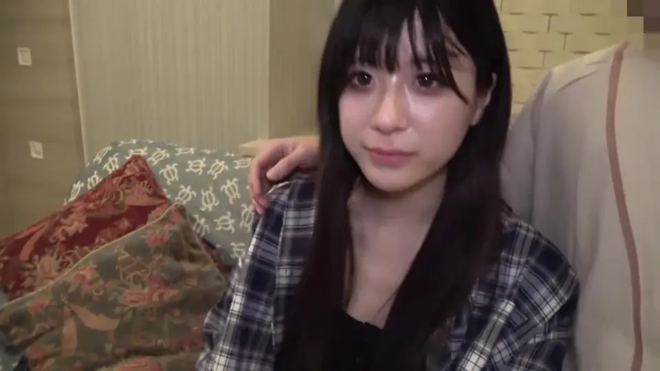 FC2PPV4723347 對宅男很友善的高挑正妹 被宅宅狂操連續高潮中出白虎嫩穴[Part1]