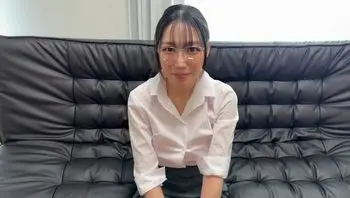 FC2PPV4697031 貓系美女只需用口就已經令我瘋狂連射6次