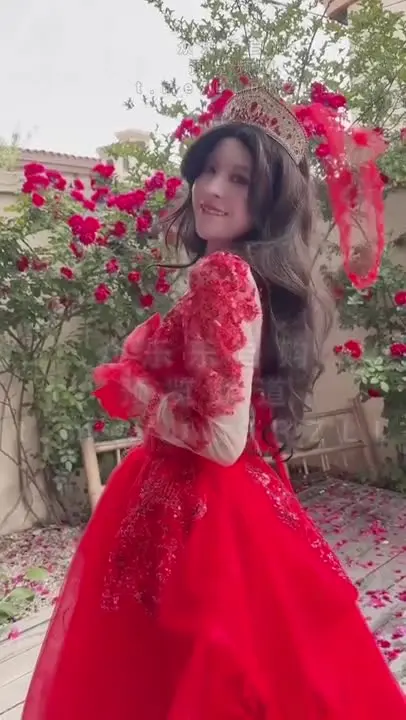 新娘火紅紗熱情似火立即女上騎乘啪啪