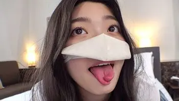 FC2PPV4692502 發掘了一個蛇舌女大生超強口技 在她陰道深處射精讓她瘋狂高潮[Part1]