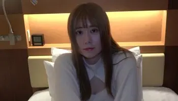 FC2PPV4597198 膚白金髮美女麻繩捆綁無套中出
