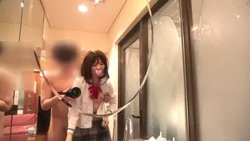 FC2PPV4582323 貧乳清純學生被玩具折磨潮吹噴水發出嬌喘可愛呻吟聲