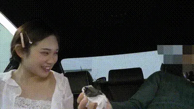 樣子楚楚可憐精美臉蛋正妹車上運用小巧靈活舌頭口交口爆 动图预览