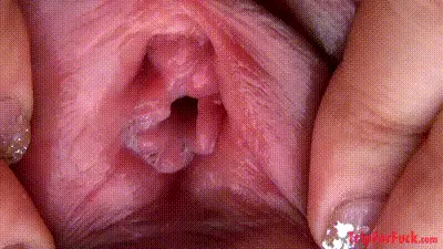 FC2PPV4548410 地方人妻極渴望男人握著她的手吻她和進入她的身體[Part1] 动图预览