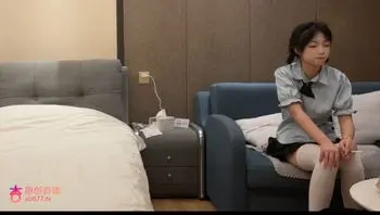 探花性格靦腆皮膚白嫩妹妹 白虎嫩穴被幹廢了