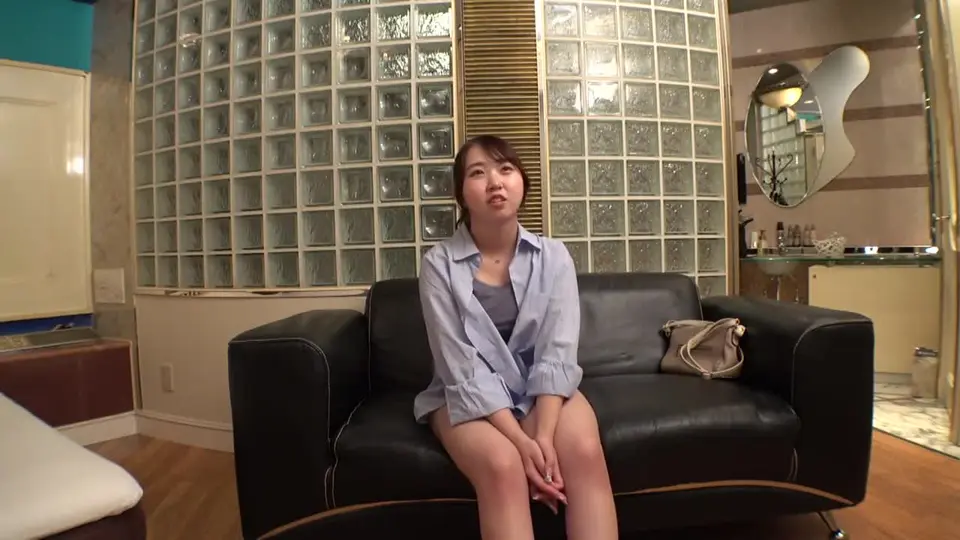 SIRO5227 膚白嫩嫩美少女無法停止敏感小穴潮吹