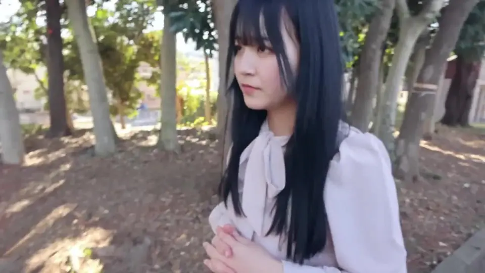 FC2PPV4303135 教導18歲少女享受性愛樂趣