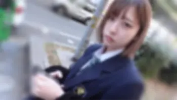 FC2PPV4242545 約了一個離家出走的漂亮學生 用身體抵付一晚房租[Part1]
