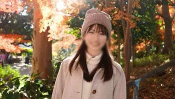 FC2PPV4179361 矮小可愛正妹因高潮失去理智潮吹不斷乞求中出