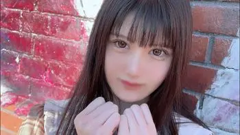 FC2PPV3184507 人氣美女老師野外口交 高潮絕頂激叫呻吟