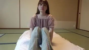 FC2PPV4824605 材苗條美麗的已婚婦女被中出調教