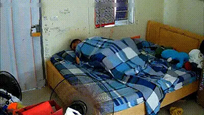 废品站收购旧监控主机内部磁盘私密文件曝光姐夫通奸小姨子真实场景还原 动图预览