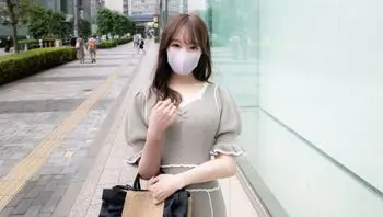 FC2PPV3074048 雪白美肌巨奶女大生被小哥口爆內射各一炮