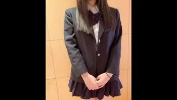 FC2PPV 2130911 現役JK戴著口罩很害羞 被狠插也忍著不發一聲 眼神超無辜 [Part 1]