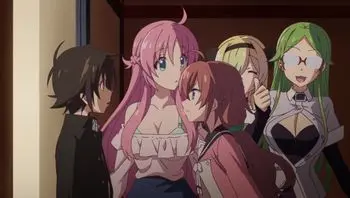 女神宿舍的管理員。 4