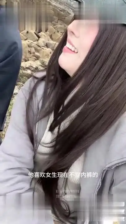 和淫蕩女孩噗噗的約會 真空海邊露出車上啪啪