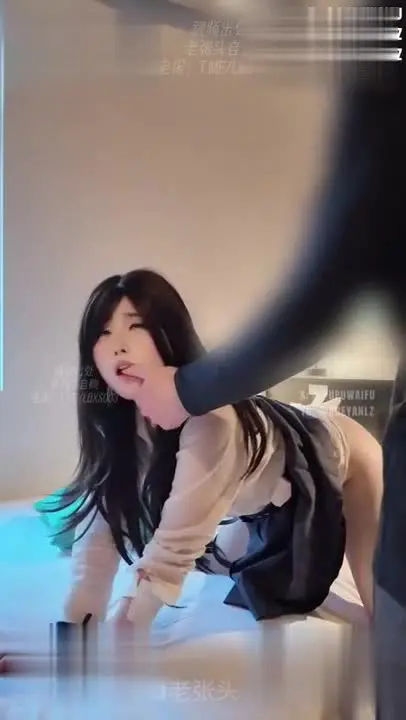 街頭挑戰 選中她的性癖便可得到獎勵