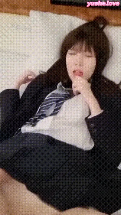 清纯学生妹少女吃鸡无套啪啪连续内射 动图预览