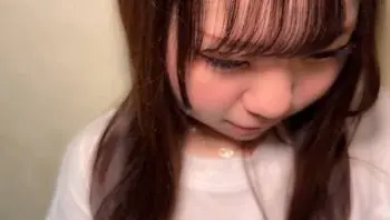FC2PPV4839600 可愛大胸F罩杯18歲業餘少女不可給男友知道偷偷的被其他男人內射