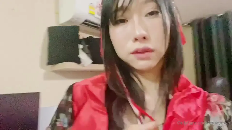 粉嫩少女自慰 感受着被填满的刺激(muaymyb)