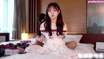 捆绑视频 巨乳萝莉学生妹 气质美少女 ！