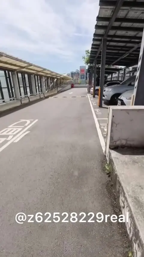 极品美少女自慰高潮(hotwife_z)