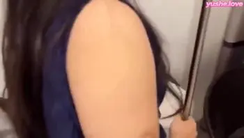 母亲节儿子送给妈妈的礼物~爆操妈妈的骚穴 1
