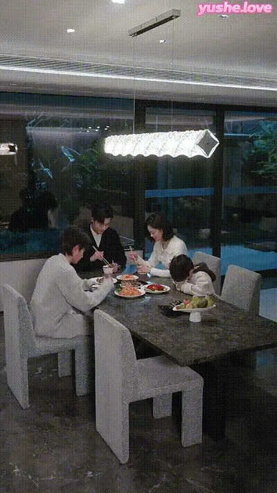 后妈翻身,全家追着哄（70集） (61) 动图预览