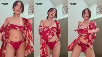 肉鲍刚湿润就被主人换成肉棒强行插入(lovechuu)
