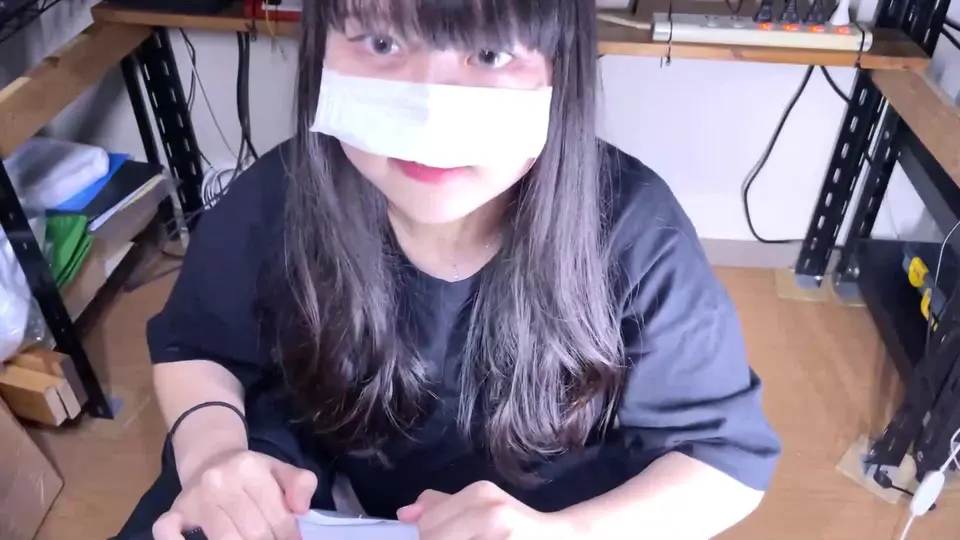 当你按下这个开关，诺亚就会给你口交。-esunoacp