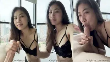 容颜白嫩肌肤童颜巨乳，被金主爸爸包养。(Mvlust）