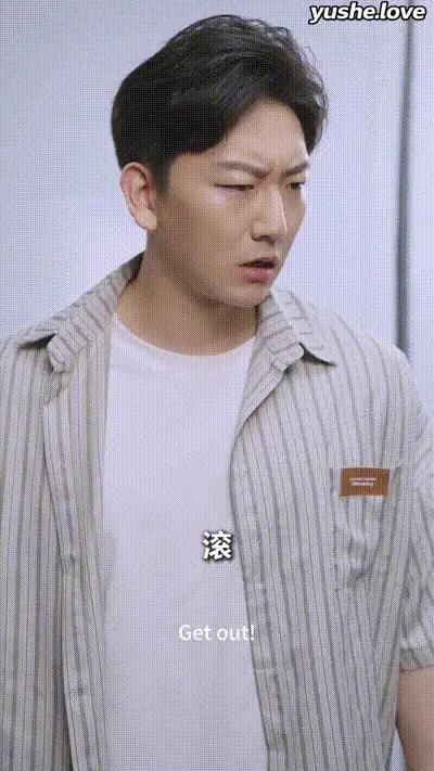 健身房中的男和女Part014 动图预览