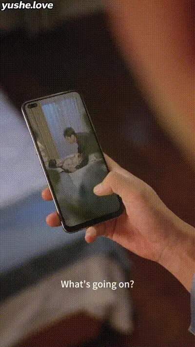 健身房中的男和女Part012 动图预览