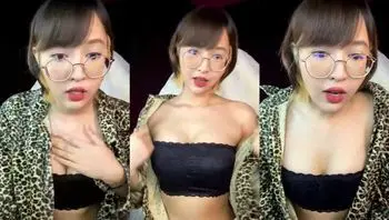 泰國美女淫荡的呻吟声溢出 自慰出白浆【deerlong 艾瑞莎】