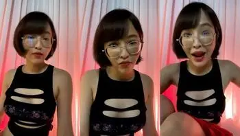 泰國美女美腿摇晃高潮喷水抽搐销魂满足【deerlong 艾瑞莎】