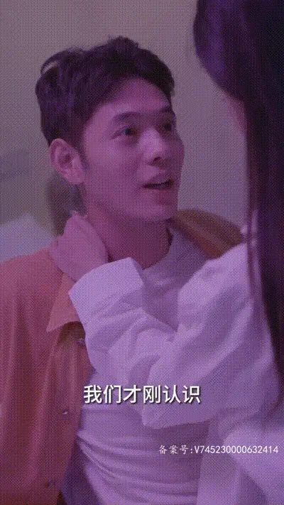 母女齐上18式花活榨干我Part011 动图预览