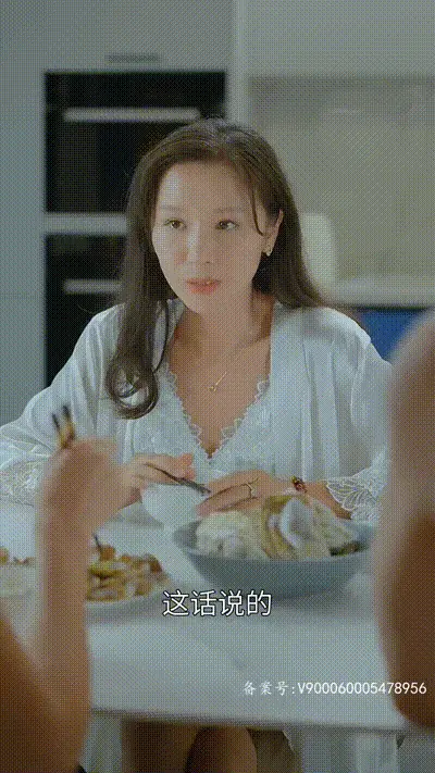 我和阿姨的秘密Part002 动图预览