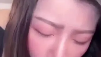 长相极品的熟女御姐，看着好美