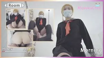 POV 游戏风格他妈的可爱的继子穿着校服，有脚交、口交和射精-masukuchan