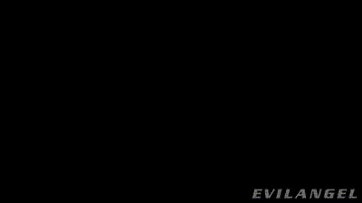肛门内裤HOES 汇编 - 辣妹屁股在撕裂的紧身裤中性交 - Abella Danger、Kira Noir、MOR-kira noir 动图预览