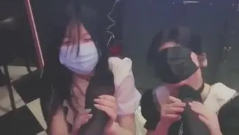 本集女王；貂蝉，ktv调教两只乖巧小狗