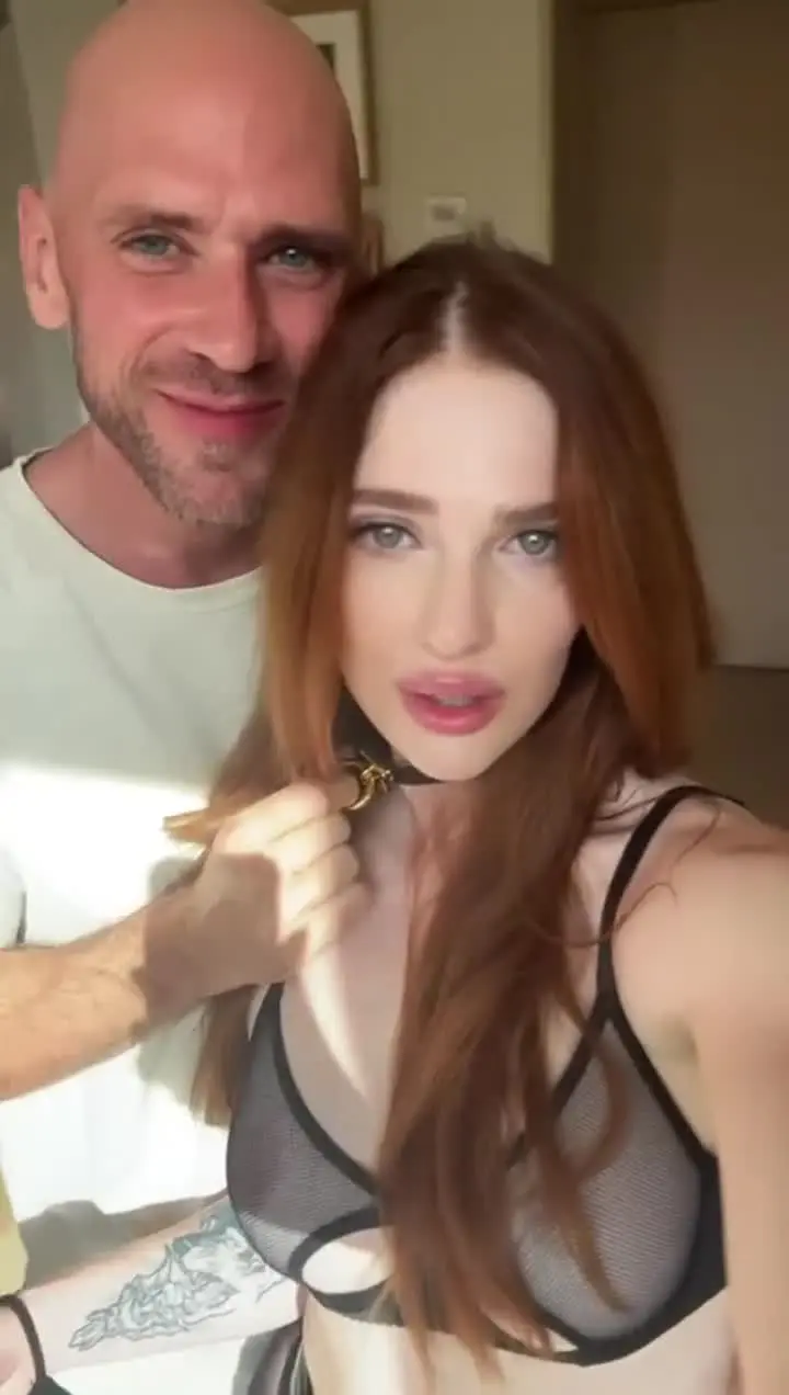 Johnny and Reislin First Kiss-johnny sins
