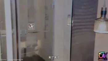 邻人之妻上·对隔壁每天自慰的色情人妻忍耐巳到极限～完整版关注fansly-sakuracandy