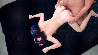Only My Conjoined Sister Can Feel My Husband Fucking Her! THIS IS CHEATING BABE!?-skinnyboba 动图预览