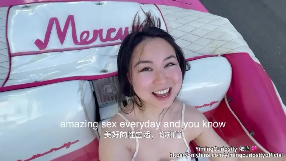 亚洲华人荡妇粗暴口交和狗狗在公共场合！！-yimingcuriosity