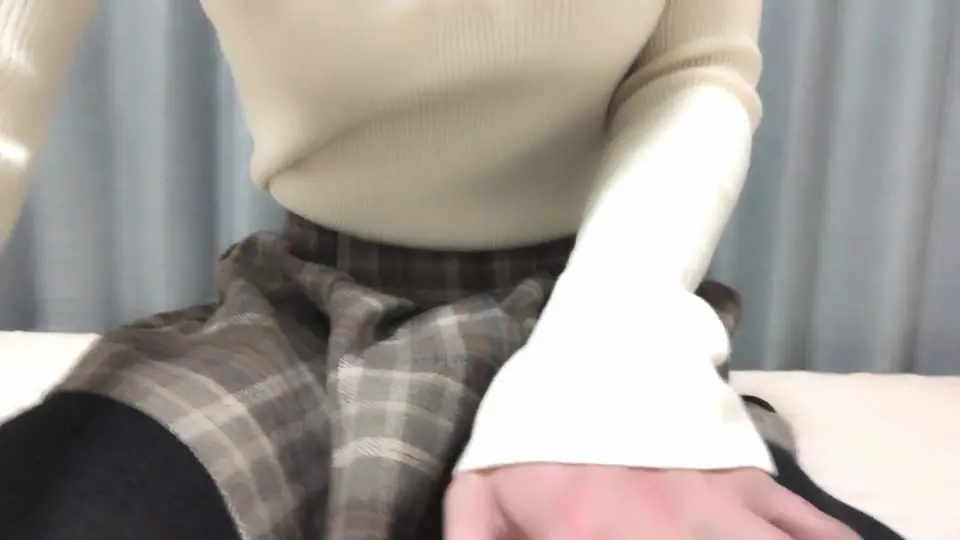 【男の娘】ミニスカと萌え袖セーターでオナニー | 久しぶりの撮影で興奮しちゃった-satsuki nojima