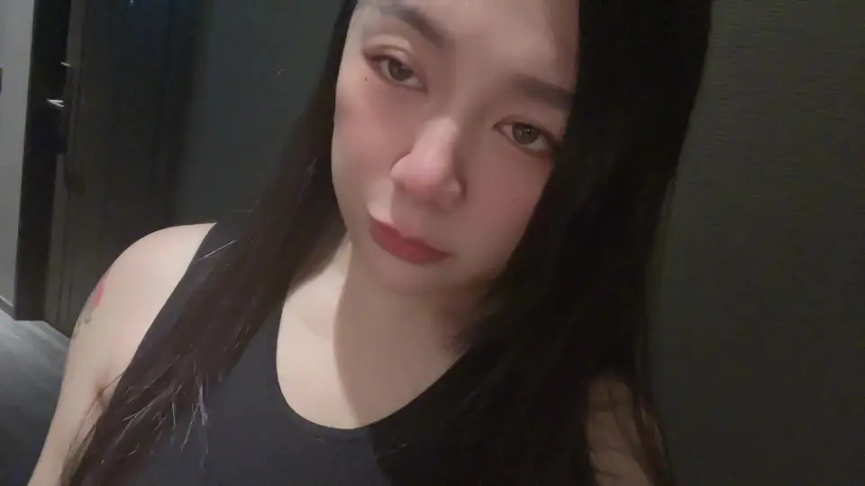 swag daisybaby台灣咖啡店真實搭訕女店員超主動！帶回房間幹好爽！-daisybabytw